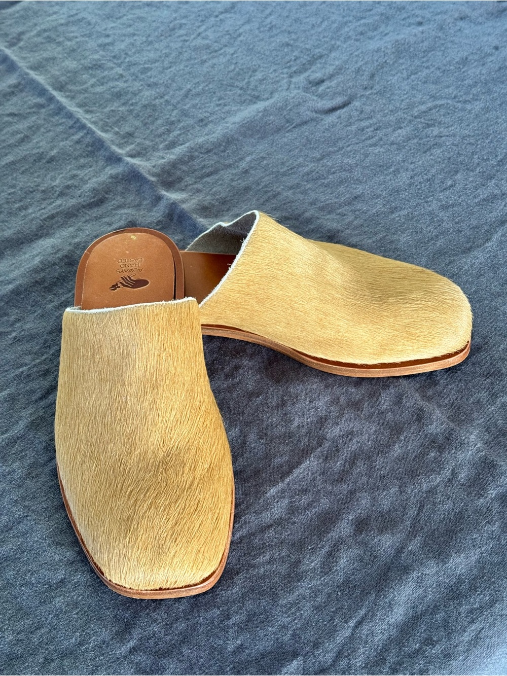 New Sevilla Smith Caramel Calf Hair Square Toe Mule | Hand Lasted | EU 38 / US 7